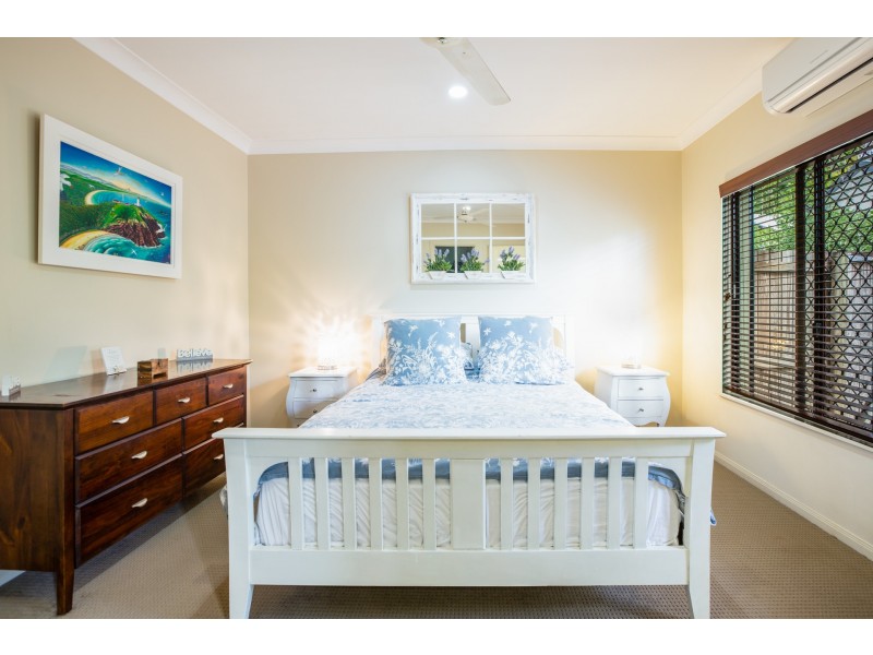 9 Cable Close, Kewarra Beach QLD 4879