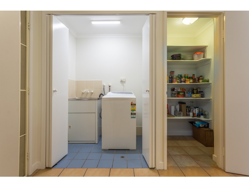 4/16-20 Ray St, Yorkeys Knob QLD 4878