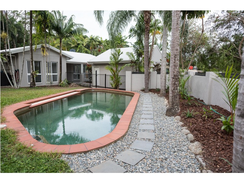 28 Lamb Street, Smithfield QLD 4878