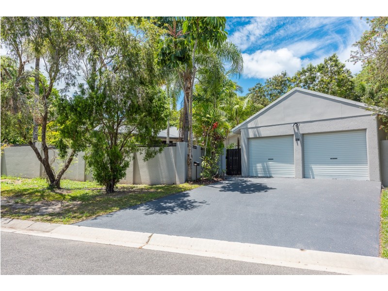 28 Lamb Street, Smithfield QLD 4878
