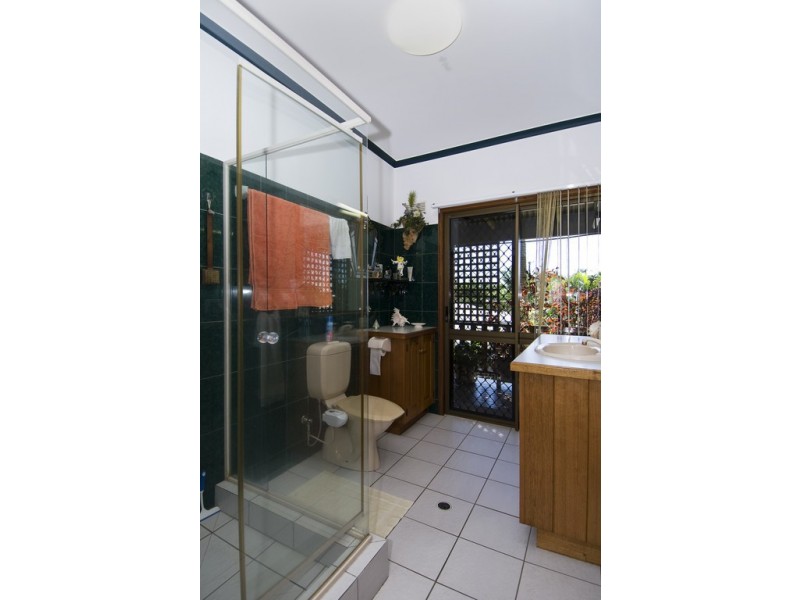 11 Margo Street, Yorkeys Knob QLD 4878