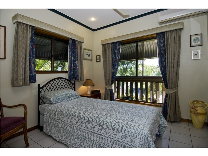 11 Margo Street, Yorkeys Knob QLD 4878