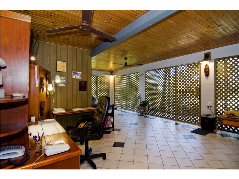 11 Margo Street, Yorkeys Knob QLD 4878