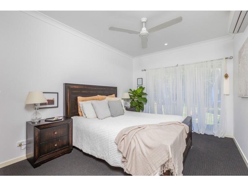 25 Starboard St, Trinity Beach QLD 4879