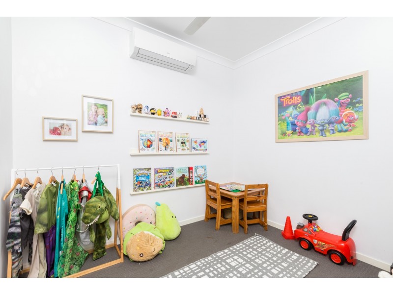 25 Starboard St, Trinity Beach QLD 4879