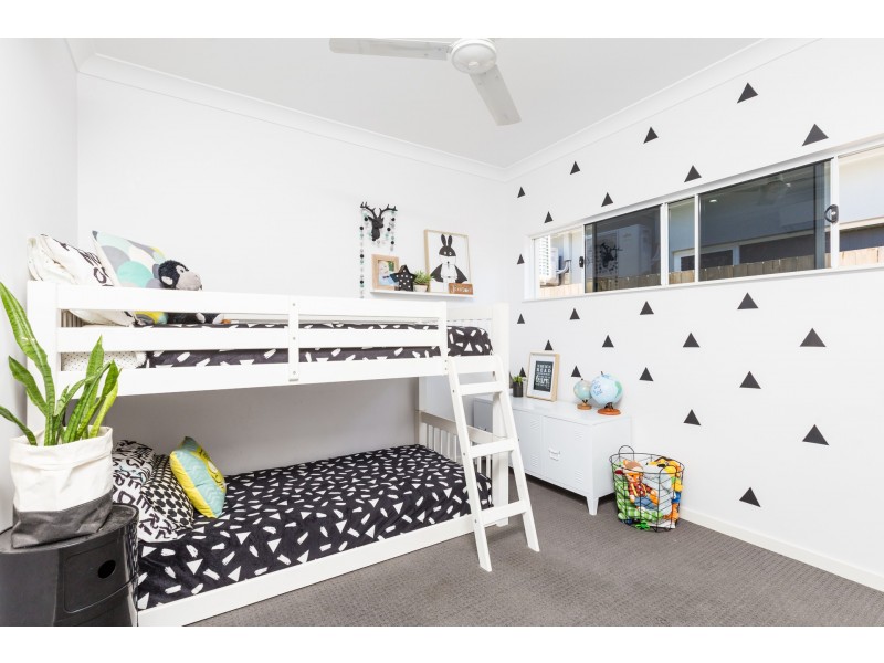 25 Starboard St, Trinity Beach QLD 4879