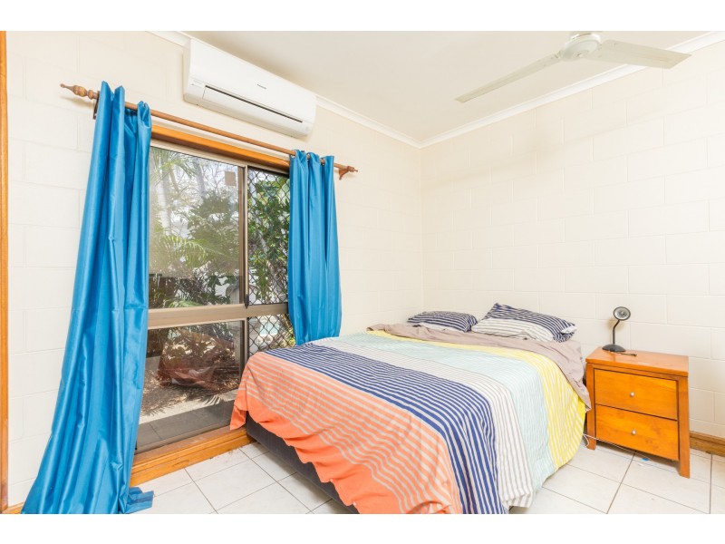 519 Varley St, Yorkeys Knob QLD 4878