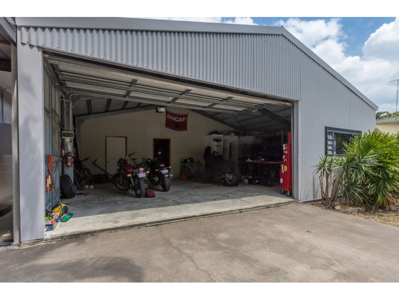 519 Varley St, Yorkeys Knob QLD 4878