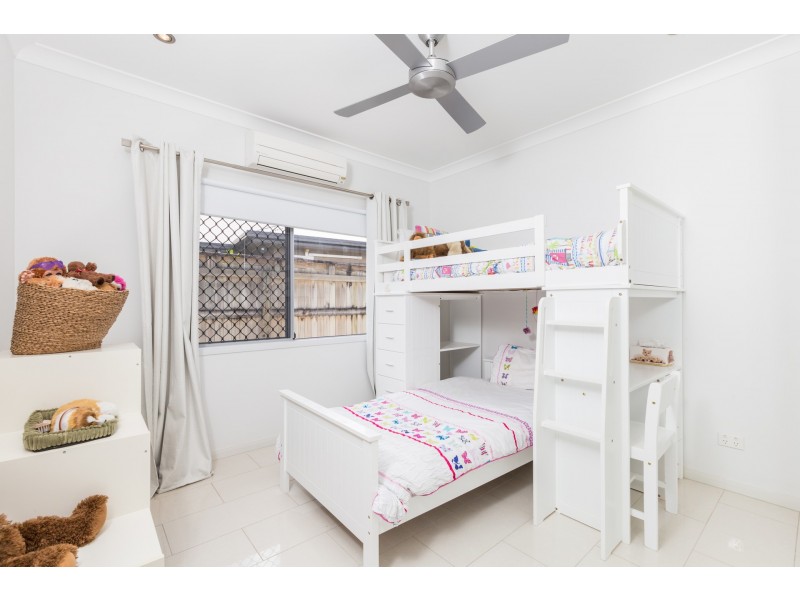 9 Bowline Close, Trinity Beach QLD 4879