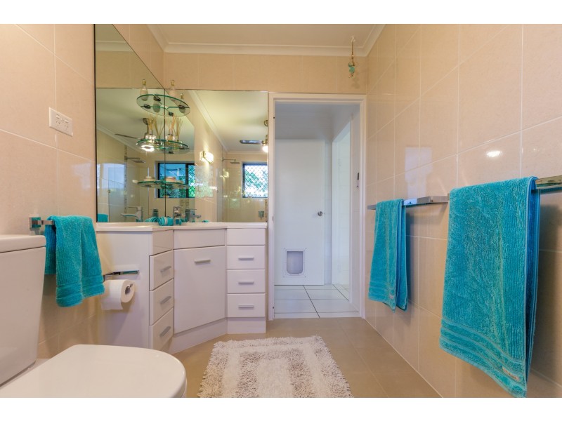 13 Trochus Close, Trinity Beach QLD 4879