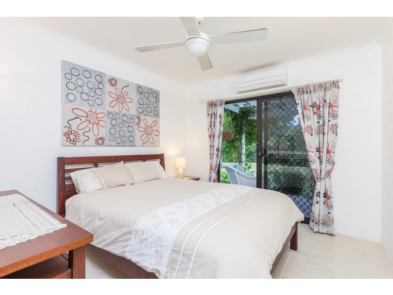 13 Trochus Close, Trinity Beach QLD 4879
