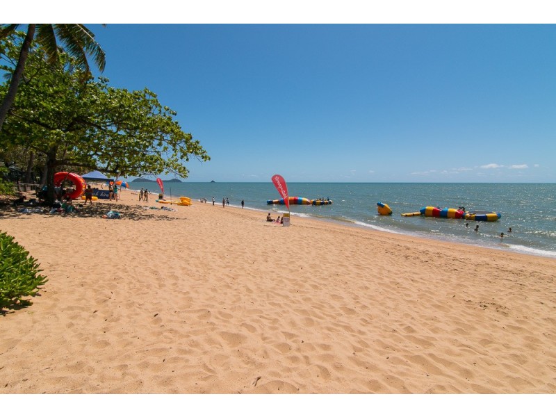 13 Trochus Close, Trinity Beach QLD 4879