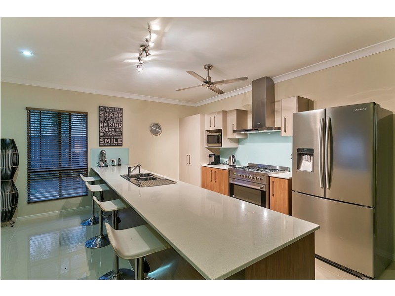 6 Iridescent Drive, Trinity Park QLD 4879
