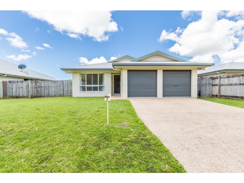 7 Australis Close, Edmonton QLD 4869