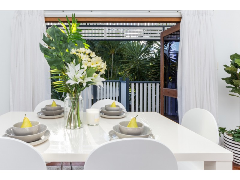 9 Quadrio Cresent, Brinsmead QLD 4870