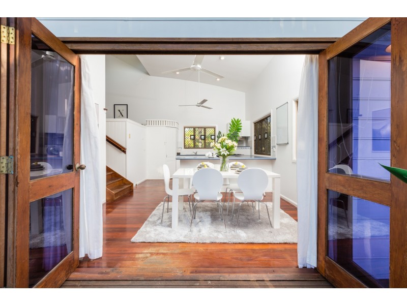 9 Quadrio Cresent, Brinsmead QLD 4870