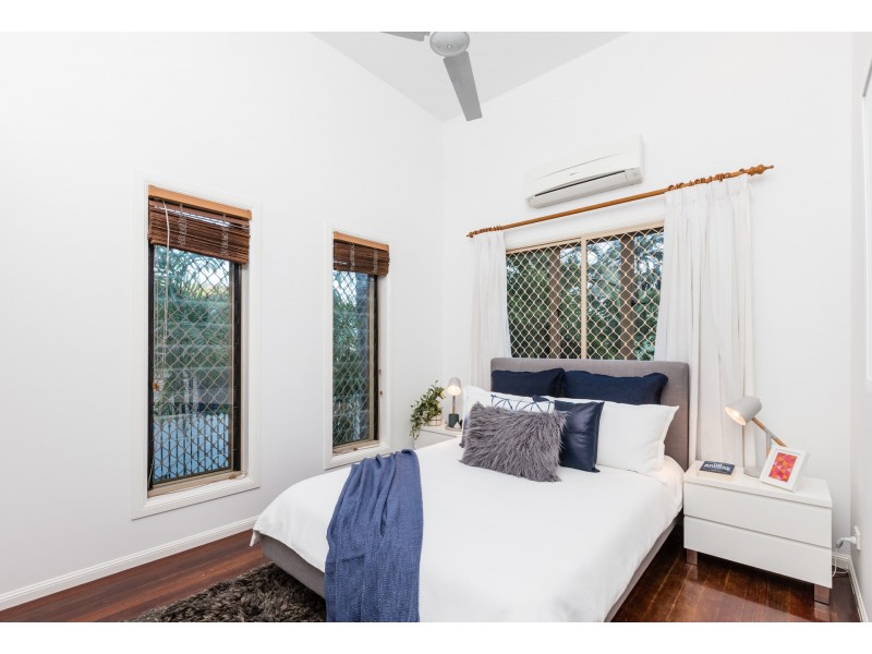 9 Quadrio Cresent, Brinsmead QLD 4870