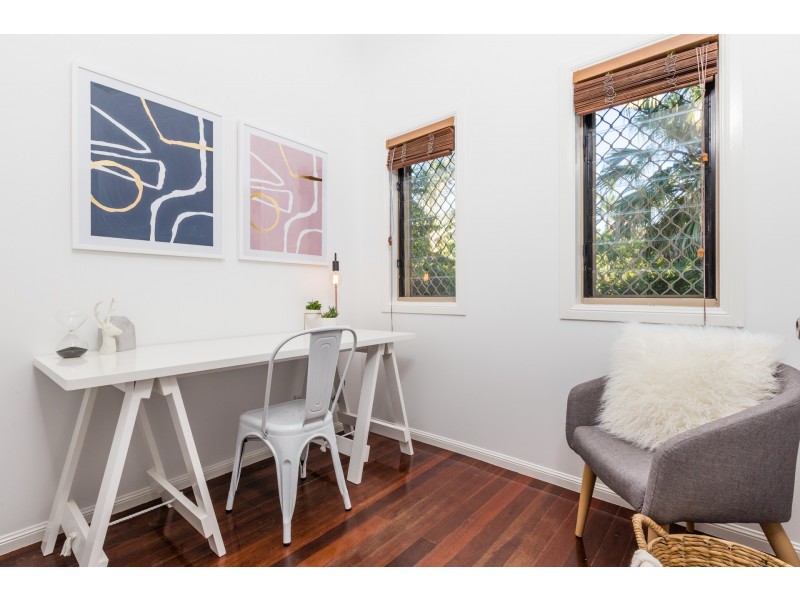 9 Quadrio Cresent, Brinsmead QLD 4870