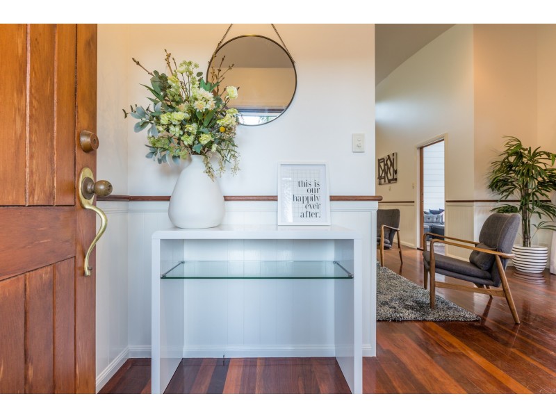 9 Quadrio Cresent, Brinsmead QLD 4870