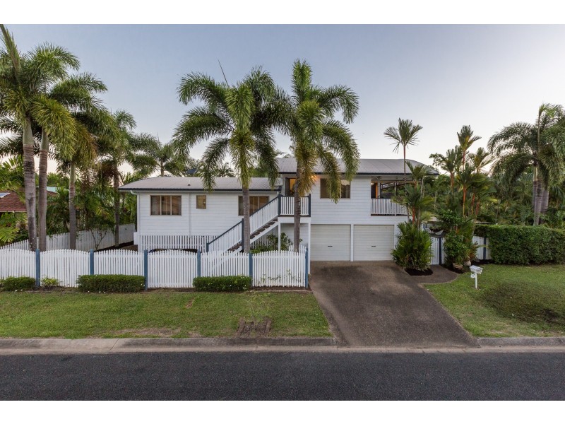 9 Quadrio Cresent, Brinsmead QLD 4870