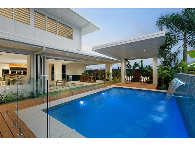 6 Castleton Enterance, Smithfield QLD 4878