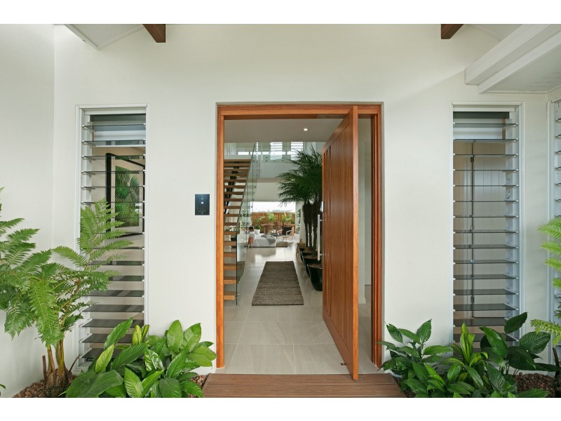 6 Castleton Enterance, Smithfield QLD 4878