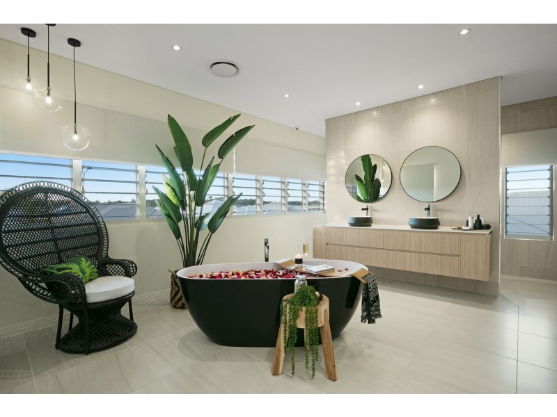 6 Castleton Enterance, Smithfield QLD 4878