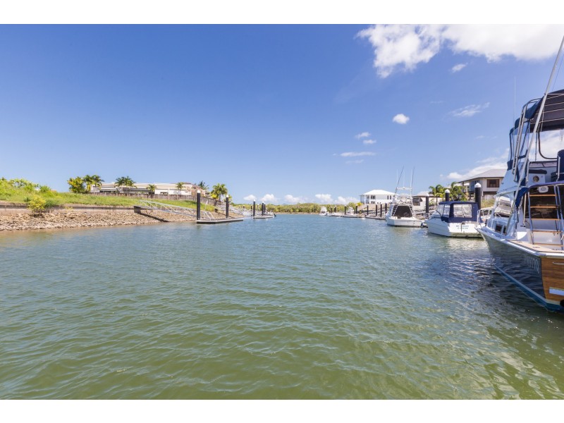 26 Brindabella Quay, Trinity Park QLD 4879