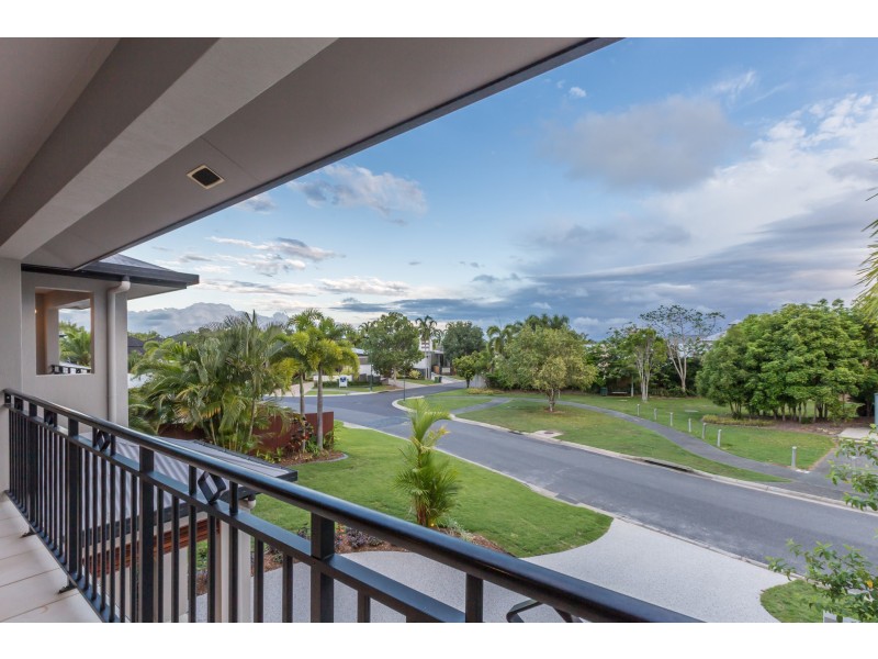 54 Harbour Drive, Trinity Park QLD 4879