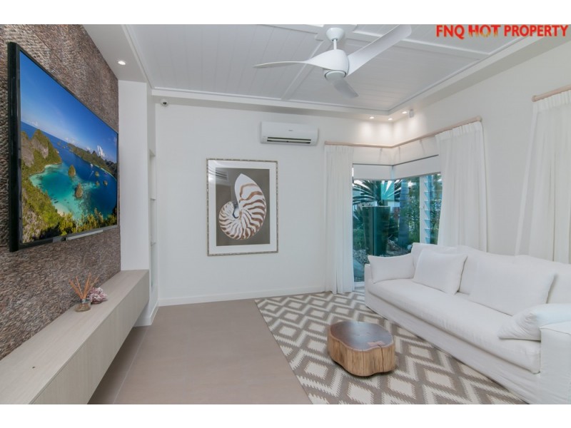 10 Castleton Entrance, Smithfield QLD 4878