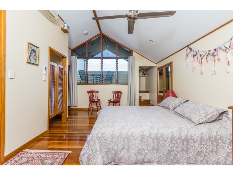104 Harbour Drive, Trinity Park QLD 4879