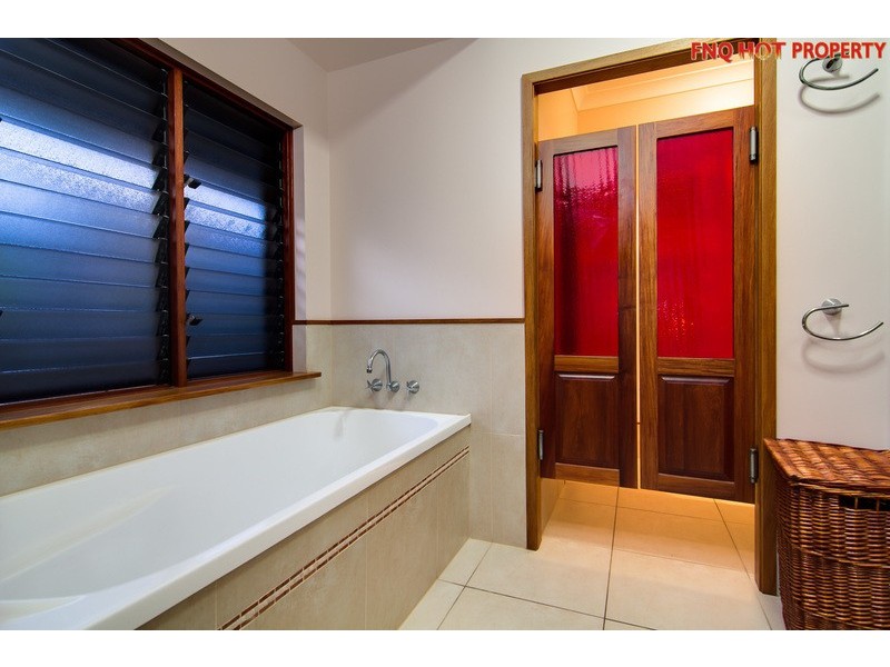 104 Harbour Drive, Trinity Park QLD 4879