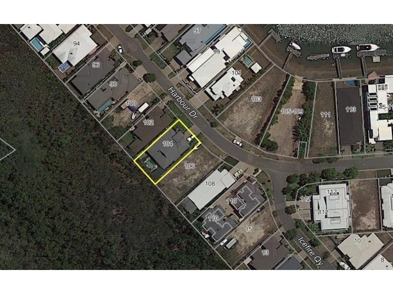 104 Harbour Drive, Trinity Park QLD 4879