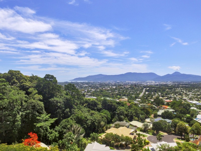 3 Richmond Court, Mooroobool QLD 4870