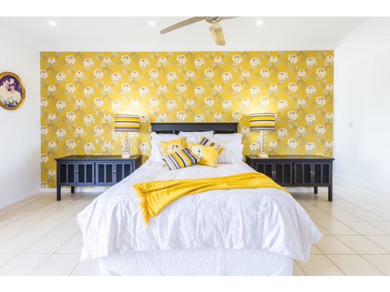 3 Richmond Court, Mooroobool QLD 4870