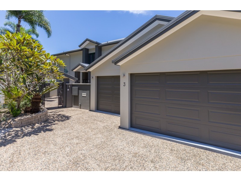 3 Richmond Court, Mooroobool QLD 4870