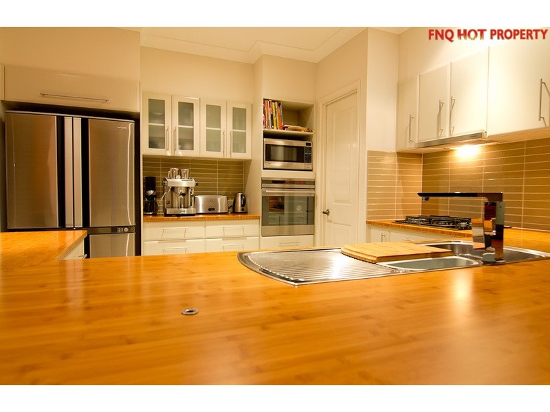 48  Iridescent Close, Trinity Park QLD 4879