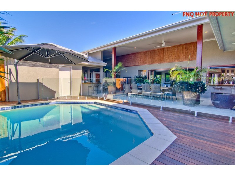48  Iridescent Close, Trinity Park QLD 4879