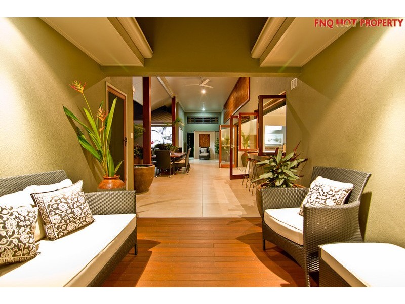 48  Iridescent Close, Trinity Park QLD 4879