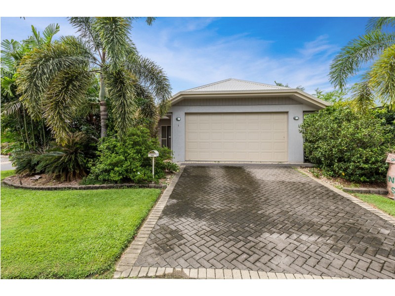 1 Cable Close, Kewarra Beach QLD 4879