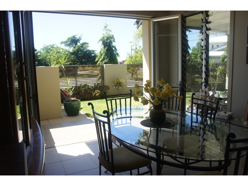 1/110 HARBOUR DRIVE, Trinity Park QLD 4879