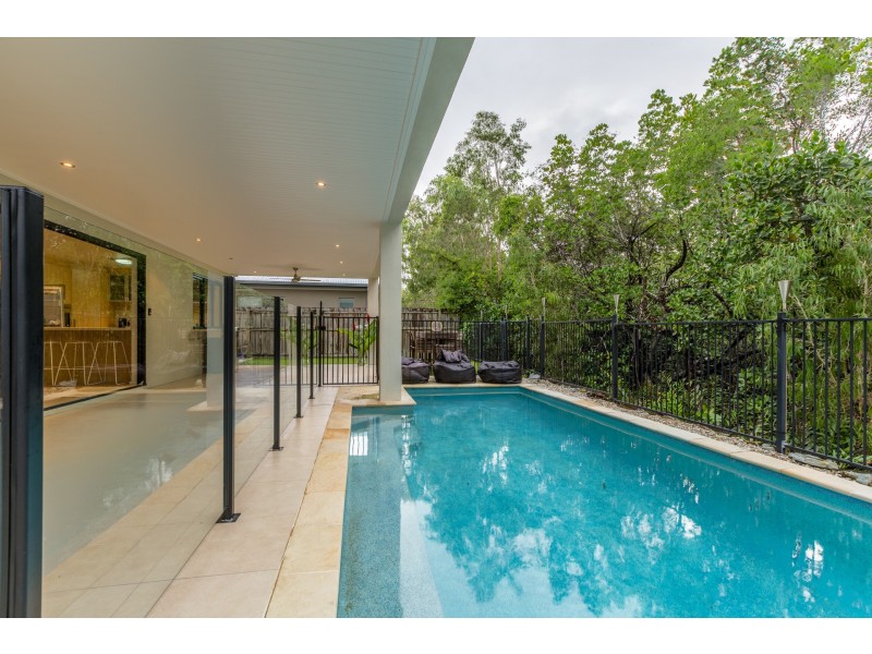 7 Icefire Quay, Trinity Park QLD 4879