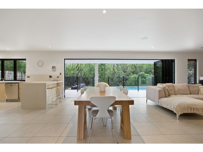 7 Icefire Quay, Trinity Park QLD 4879