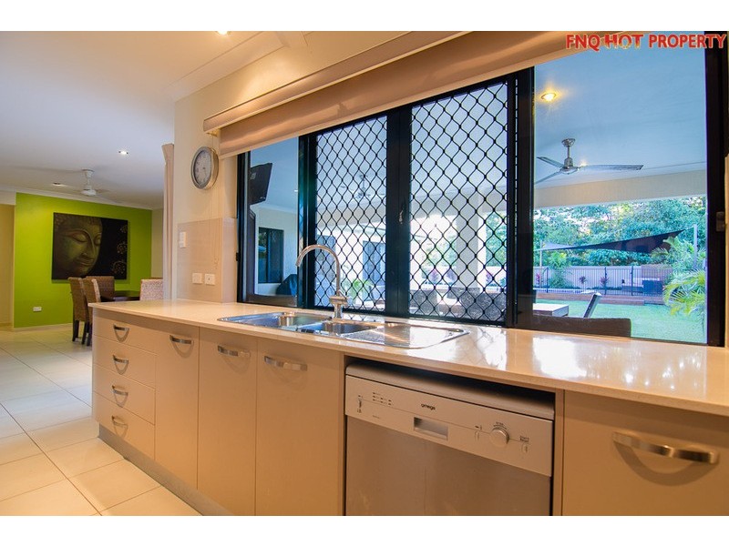 5 Iridescent Close, Trinity Beach QLD 4879