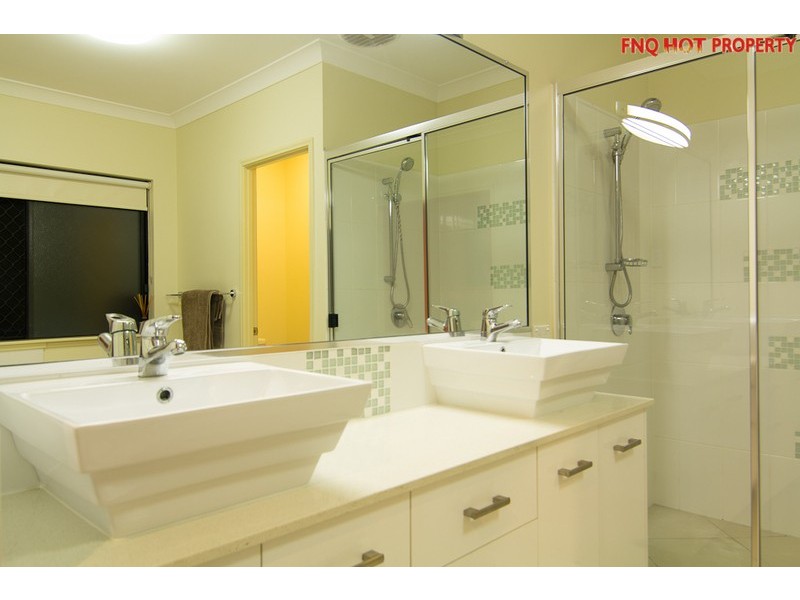 5 Iridescent Close, Trinity Beach QLD 4879