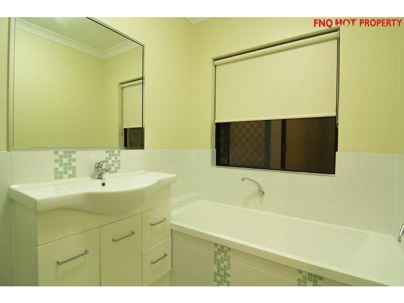 5 Iridescent Close, Trinity Beach QLD 4879