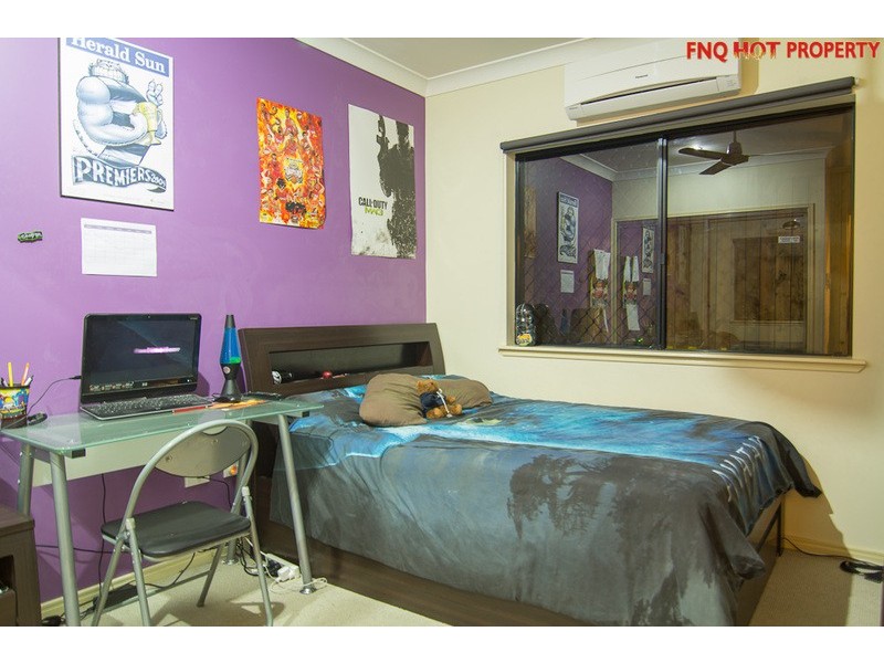 5 Iridescent Close, Trinity Beach QLD 4879