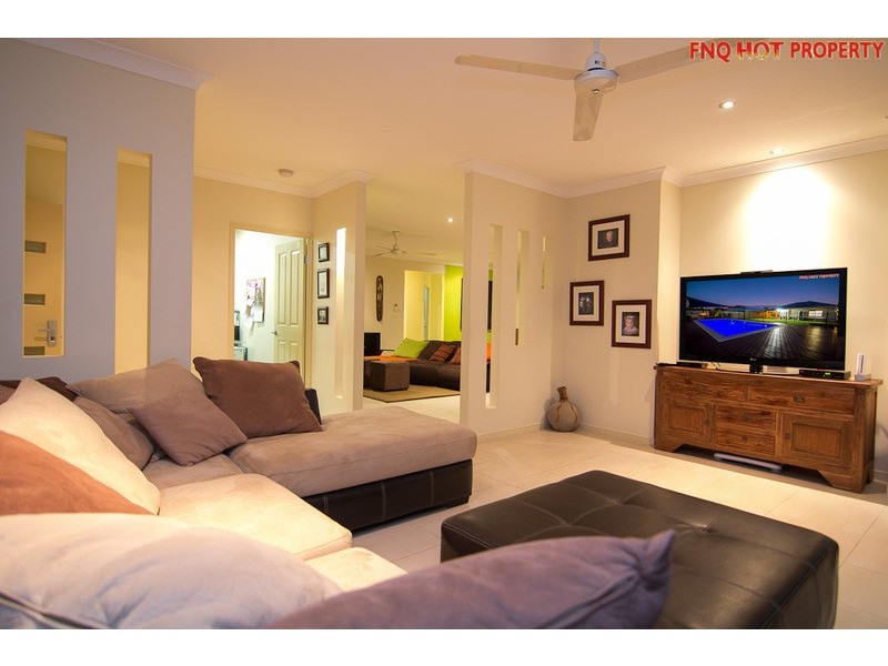 5 Iridescent Close, Trinity Beach QLD 4879