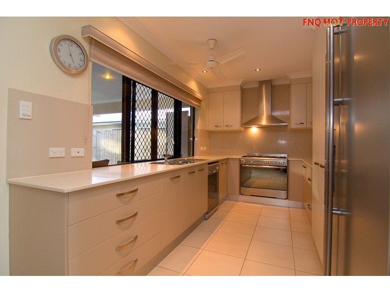 5 Iridescent Close, Trinity Beach QLD 4879