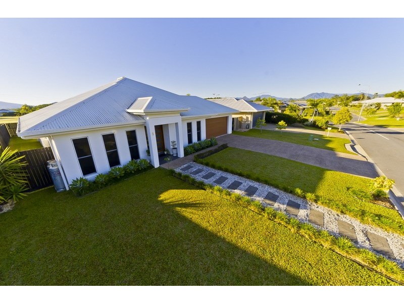 8  Goldberg Close, White Rock QLD 4868